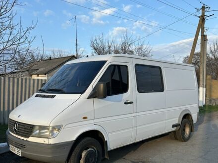 Белый Мерседес Sprinter, объемом двигателя 2.9 л и пробегом 800 тыс. км за 6500 $, фото 1 на Automoto.ua
