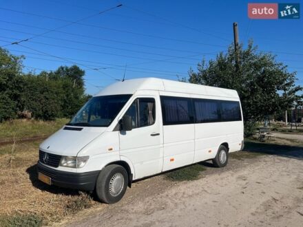 Белый Мерседес Sprinter, объемом двигателя 2.87 л и пробегом 456 тыс. км за 6000 $, фото 1 на Automoto.ua