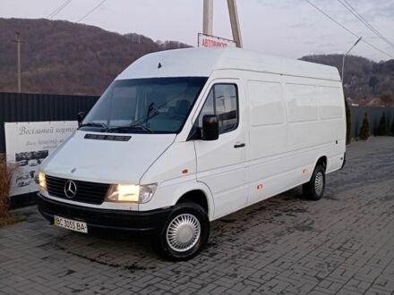 Белый Мерседес Sprinter, объемом двигателя 0 л и пробегом 573 тыс. км за 5500 $, фото 1 на Automoto.ua