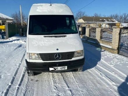 Білий Мерседес Sprinter, об'ємом двигуна 2.9 л та пробігом 450 тис. км за 2092 $, фото 1 на Automoto.ua