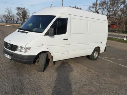 Белый Мерседес Sprinter, объемом двигателя 0 л и пробегом 400 тыс. км за 10300 $, фото 1 на Automoto.ua