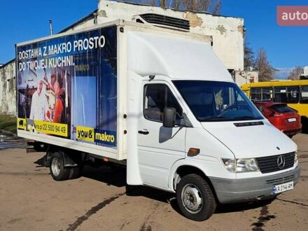 Мерседес Sprinter 1999 в Киеве на Automoto.ua Белый Мерседес Sprinter, объемом двигателя 2.9 л и пробегом 886 тыс. км за 10900 $, фото 1 на Automoto.ua