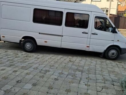 Мерседес Sprinter 1999 в Черновцах на Automoto.ua Белый Мерседес Sprinter, объемом двигателя 2.87 л и пробегом 775 тыс. км за 6200 $, фото 1 на Automoto.ua
