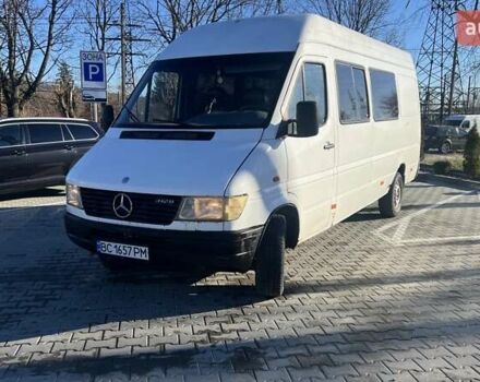 Белый Мерседес Sprinter, объемом двигателя 2.87 л и пробегом 450 тыс. км за 5000 $, фото 1 на Automoto.ua