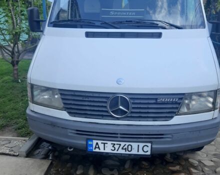 Білий Мерседес Sprinter, об'ємом двигуна 2.3 л та пробігом 400 тис. км за 5900 $, фото 1 на Automoto.ua