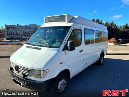 Мерседес Sprinter 1999 у Кривому Розі на Automoto.ua Білий Мерседес Sprinter, об'ємом двигуна 29 л та пробігом 200 тис. км за 6300 $, фото 1 на Automoto.ua
