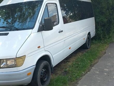 Белый Мерседес Sprinter, объемом двигателя 2.87 л и пробегом 75 тыс. км за 8800 $, фото 1 на Automoto.ua