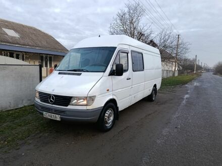 Білий Мерседес Sprinter, об'ємом двигуна 0 л та пробігом 620 тис. км за 3400 $, фото 1 на Automoto.ua