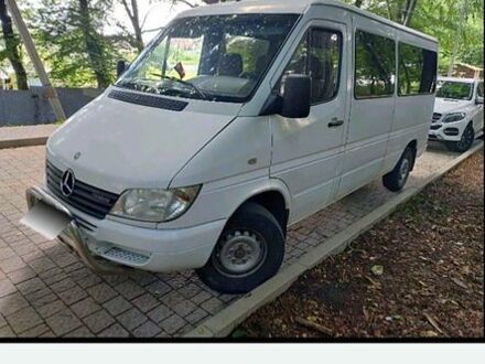 Білий Мерседес Sprinter, об'ємом двигуна 2.3 л та пробігом 450 тис. км за 4499 $, фото 1 на Automoto.ua