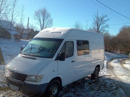 Белый Мерседес Sprinter, объемом двигателя 2.9 л и пробегом 740 тыс. км за 6200 $, фото 1 на Automoto.ua