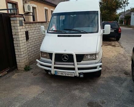 Белый Мерседес Sprinter, объемом двигателя 2.3 л и пробегом 1000 тыс. км за 5800 $, фото 1 на Automoto.ua
