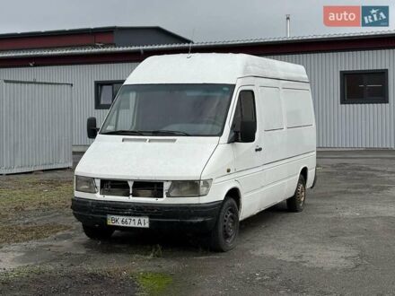 Мерседес Sprinter 1999 в Ровно на Automoto.ua Белый Мерседес Sprinter, объемом двигателя 2.8 л и пробегом 700 тыс. км за 4200 $, фото 1 на Automoto.ua