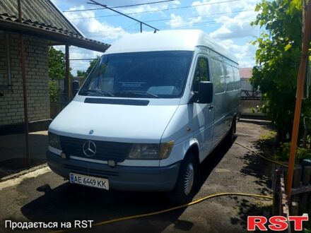 Белый Мерседес Sprinter, объемом двигателя 2.9 л и пробегом 810 тыс. км за 8700 $, фото 1 на Automoto.ua