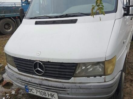 Белый Мерседес Sprinter, объемом двигателя 2.9 л и пробегом 444 тыс. км за 1999 $, фото 1 на Automoto.ua
