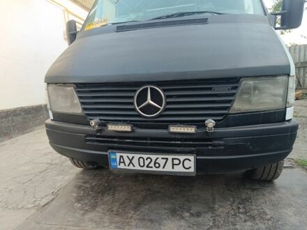 Белый Мерседес Sprinter, объемом двигателя 2.9 л и пробегом 224 тыс. км за 5000 $, фото 1 на Automoto.ua