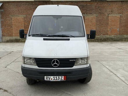 Мерседес Sprinter 1999 у Сумах на Automoto.ua Білий Мерседес Sprinter, об'ємом двигуна 0 л та пробігом 385 тис. км за 6700 $, фото 1 на Automoto.ua