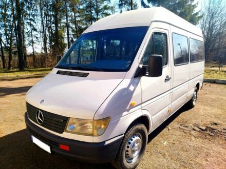 Белый Мерседес Sprinter, объемом двигателя 2.9 л и пробегом 543 тыс. км за 8500 $, фото 1 на Automoto.ua