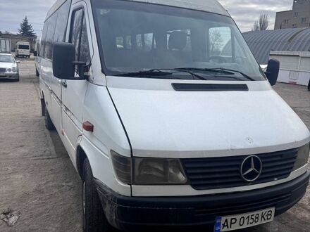 Белый Мерседес Sprinter, объемом двигателя 2.9 л и пробегом 370 тыс. км за 4500 $, фото 1 на Automoto.ua