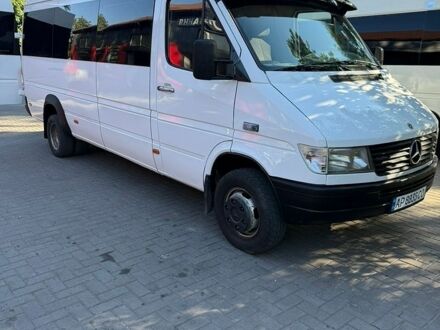 Білий Мерседес Sprinter, об'ємом двигуна 2.9 л та пробігом 300 тис. км за 14500 $, фото 1 на Automoto.ua