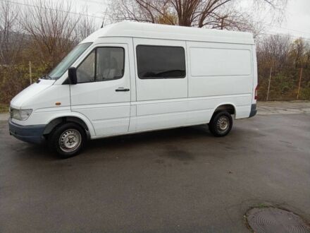 Білий Мерседес Sprinter, об'ємом двигуна 2.9 л та пробігом 400 тис. км за 3000 $, фото 1 на Automoto.ua
