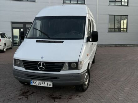 Білий Мерседес Sprinter, об'ємом двигуна 2.9 л та пробігом 580 тис. км за 7200 $, фото 1 на Automoto.ua