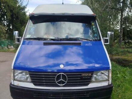 Мерседес Sprinter 1999 в Ровно на Automoto.ua Белый Мерседес Sprinter, объемом двигателя 0 л и пробегом 284 тыс. км за 8500 $, фото 1 на Automoto.ua