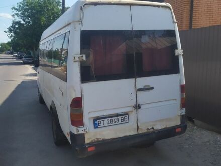 Білий Мерседес Sprinter, об'ємом двигуна 2.87 л та пробігом 800 тис. км за 2200 $, фото 1 на Automoto.ua