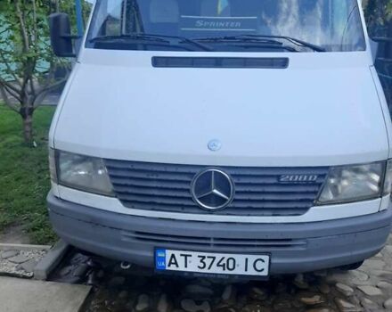 Білий Мерседес Sprinter, об'ємом двигуна 2.3 л та пробігом 400 тис. км за 5899 $, фото 1 на Automoto.ua