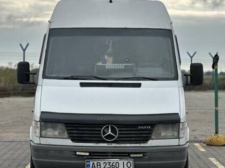 Белый Мерседес Sprinter, объемом двигателя 2.9 л и пробегом 341 тыс. км за 6500 $, фото 1 на Automoto.ua