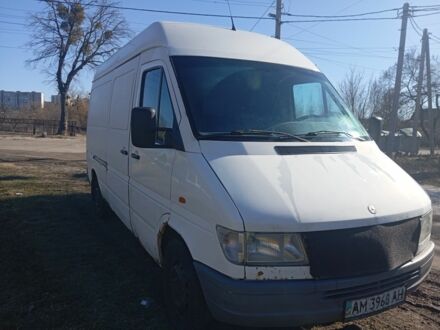 Белый Мерседес Sprinter, объемом двигателя 2.9 л и пробегом 10 тыс. км за 3500 $, фото 1 на Automoto.ua