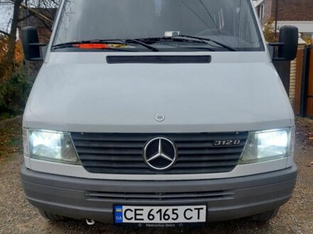 Білий Мерседес Sprinter, об'ємом двигуна 0 л та пробігом 276 тис. км за 8400 $, фото 1 на Automoto.ua