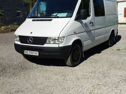 Белый Мерседес Sprinter, объемом двигателя 2.87 л и пробегом 646 тыс. км за 8700 $, фото 1 на Automoto.ua
