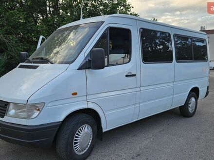 Білий Мерседес Sprinter, об'ємом двигуна 2.3 л та пробігом 300 тис. км за 9900 $, фото 1 на Automoto.ua