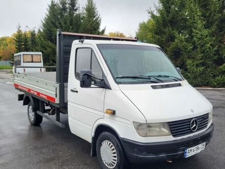 Белый Мерседес Sprinter, объемом двигателя 2.3 л и пробегом 622 тыс. км за 5800 $, фото 1 на Automoto.ua