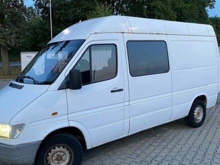 Белый Мерседес Sprinter, объемом двигателя 2.87 л и пробегом 330 тыс. км за 5300 $, фото 1 на Automoto.ua