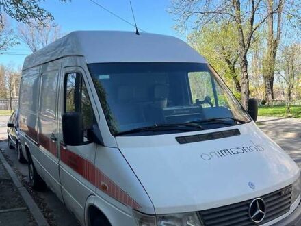 Мерседес Sprinter 1999 в Киеве на Automoto.ua Белый Мерседес Sprinter, объемом двигателя 2.9 л и пробегом 339 тыс. км за 4600 $, фото 1 на Automoto.ua