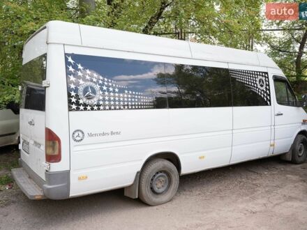 Білий Мерседес Sprinter, об'ємом двигуна 2.9 л та пробігом 300 тис. км за 6500 $, фото 1 на Automoto.ua
