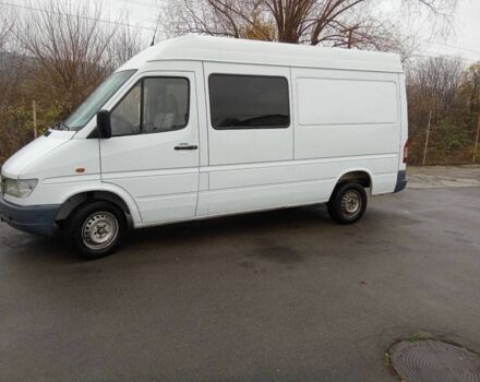 Белый Мерседес Sprinter, объемом двигателя 2.9 л и пробегом 400 тыс. км за 1900 $, фото 1 на Automoto.ua