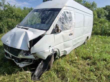Білий Мерседес Sprinter, об'ємом двигуна 0 л та пробігом 560 тис. км за 3003 $, фото 1 на Automoto.ua