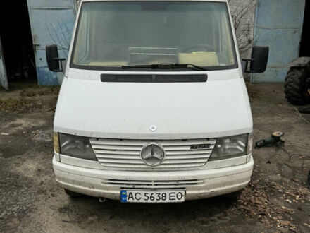 Мерседес Sprinter 1999 в Сарнах на Automoto.ua Белый Мерседес Sprinter, объемом двигателя 2.9 л и пробегом 500 тыс. км за 3900 $, фото 1 на Automoto.ua