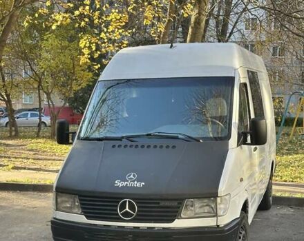Белый Мерседес Sprinter, объемом двигателя 2.87 л и пробегом 600 тыс. км за 4900 $, фото 1 на Automoto.ua