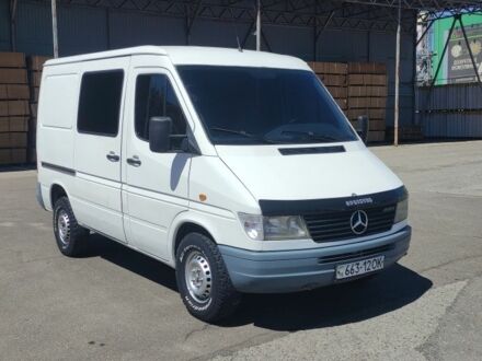 Белый Мерседес Sprinter, объемом двигателя 0 л и пробегом 250 тыс. км за 6700 $, фото 1 на Automoto.ua
