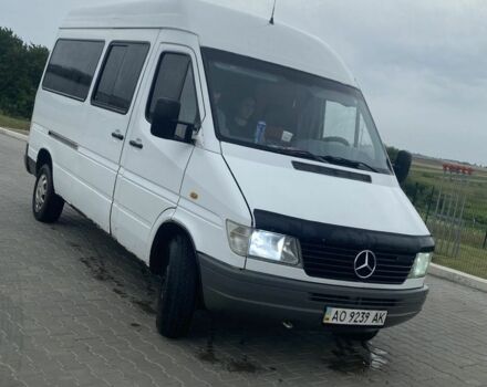 Белый Мерседес Sprinter, объемом двигателя 0 л и пробегом 480 тыс. км за 3700 $, фото 1 на Automoto.ua