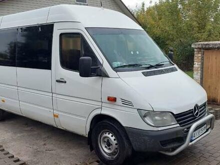 Мерседес Sprinter 2000 в Василькове на Automoto.ua Белый Мерседес Sprinter, объемом двигателя 2.15 л и пробегом 720 тыс. км за 6000 $, фото 1 на Automoto.ua