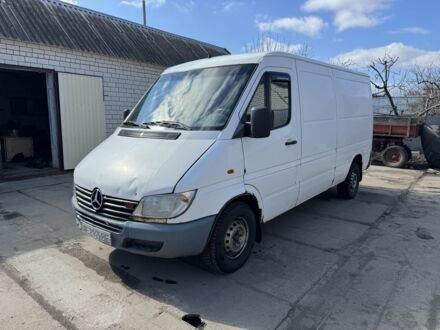 Білий Мерседес Sprinter, об'ємом двигуна 2.1 л та пробігом 840 тис. км за 5500 $, фото 1 на Automoto.ua