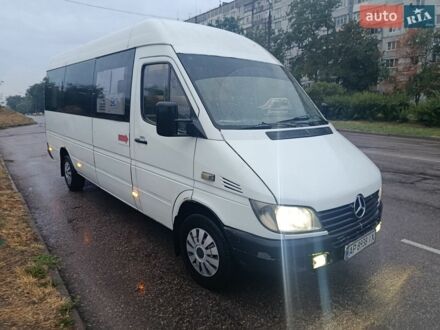 Белый Мерседес Sprinter, объемом двигателя 2.15 л и пробегом 567 тыс. км за 7600 $, фото 1 на Automoto.ua