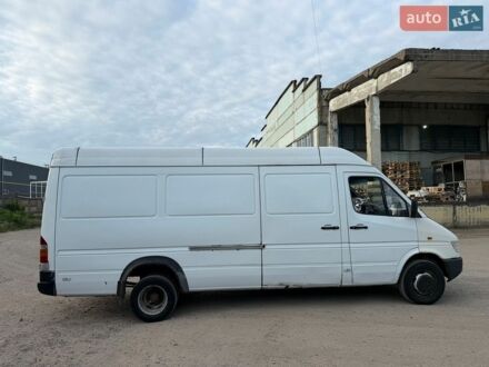 Белый Мерседес Sprinter, объемом двигателя 2.9 л и пробегом 250 тыс. км за 8900 $, фото 1 на Automoto.ua