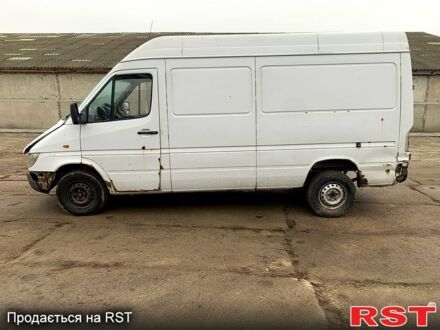 Мерседес Sprinter 2000 у Лубнах на Automoto.ua Білий Мерседес Sprinter, об'ємом двигуна 2.1 л та пробігом 500 тис. км за 3100 $, фото 1 на Automoto.ua