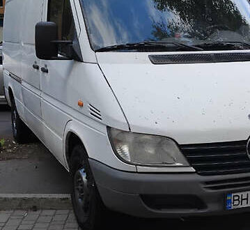 Белый Мерседес Sprinter, объемом двигателя 2.7 л и пробегом 208 тыс. км за 6300 $, фото 1 на Automoto.ua