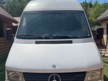 Белый Мерседес Sprinter, объемом двигателя 2.87 л и пробегом 360 тыс. км за 4700 $, фото 1 на Automoto.ua